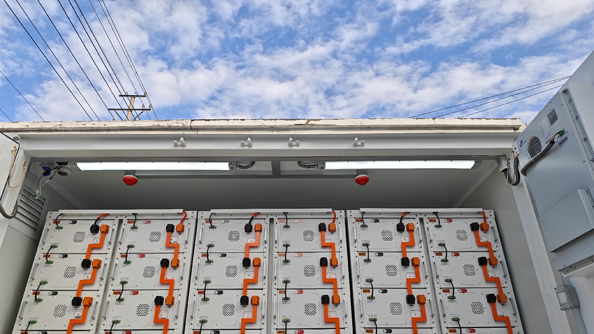 Peak-Valley Arbitrage Energy Storage System at Yuesilian Plant, Gaoyou Economic Development Zone, Ji(图4)